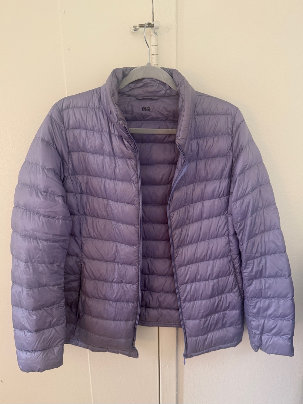Uniqlo Pufftech Lightweight Jacket – Lavender – Size LARGE – Gently Worn